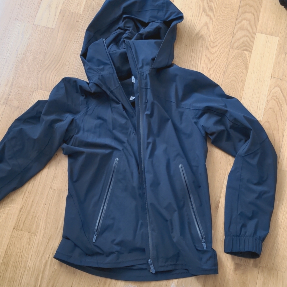 Cute Lulu navy jacket